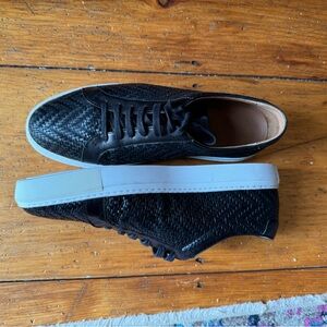 Taft Sneaker Black Handwoven. Size 12. Only worn 4-5 times. Great condition!